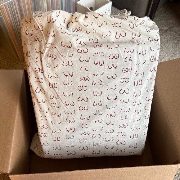 BNWT Kaeiu Leather Loop Tote in Bordeaux 🍷🍫♥️ - Picture 6 of 15